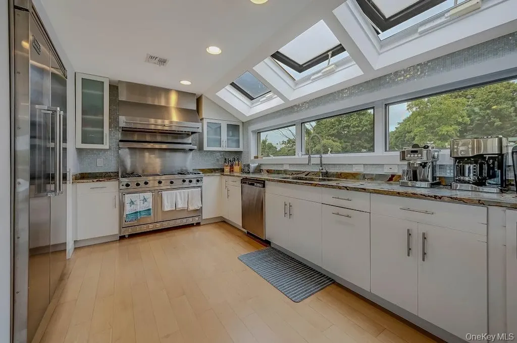 11 Convent Lane Center Moriches NY 11934