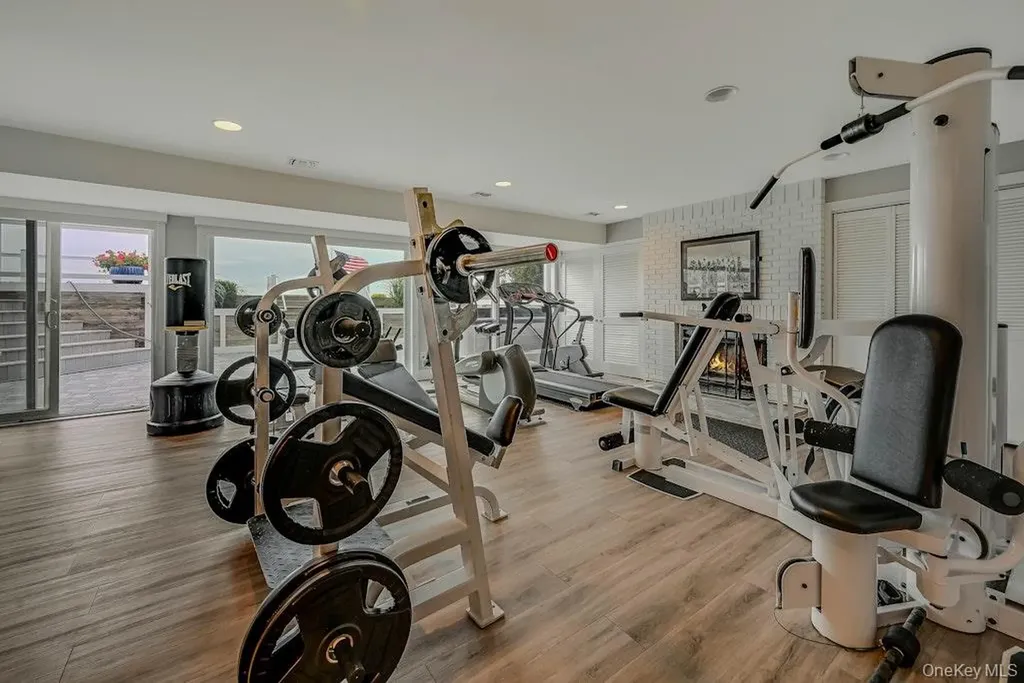 11 Convent Lane Center Moriches NY 11934