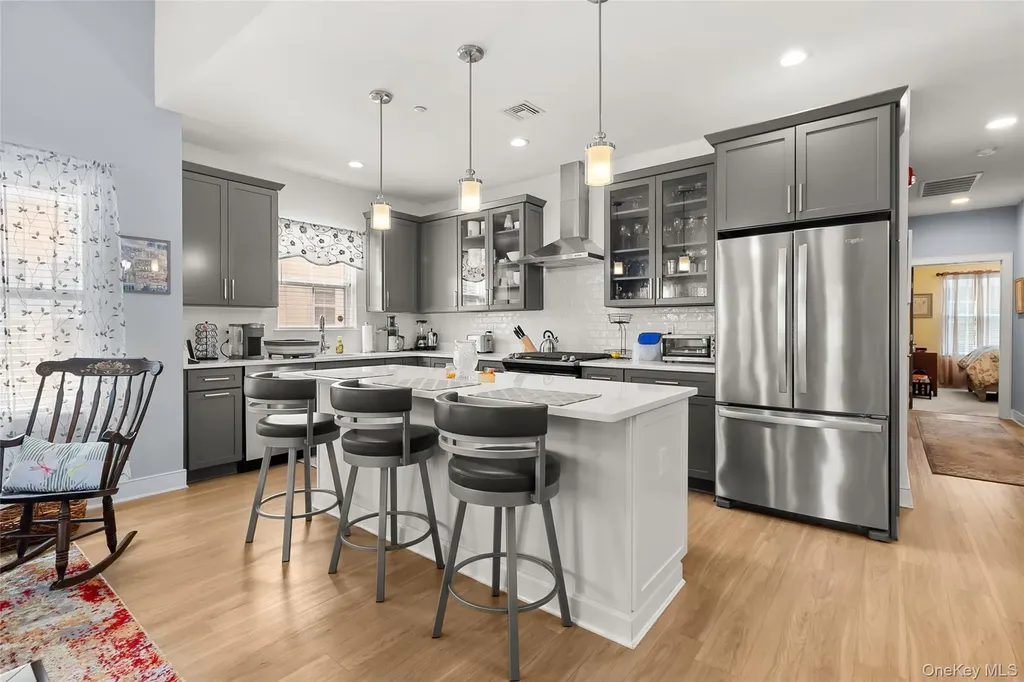 32 Michael Lane East Islip NY 11730