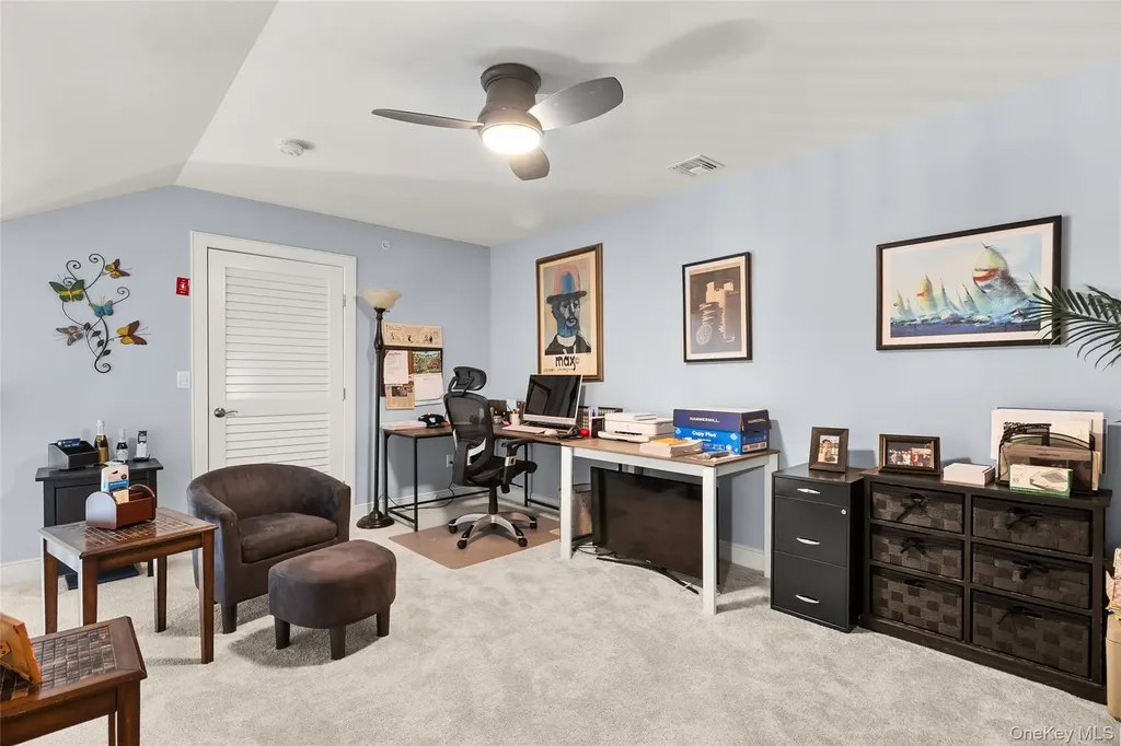 32 Michael Lane East Islip NY 11730