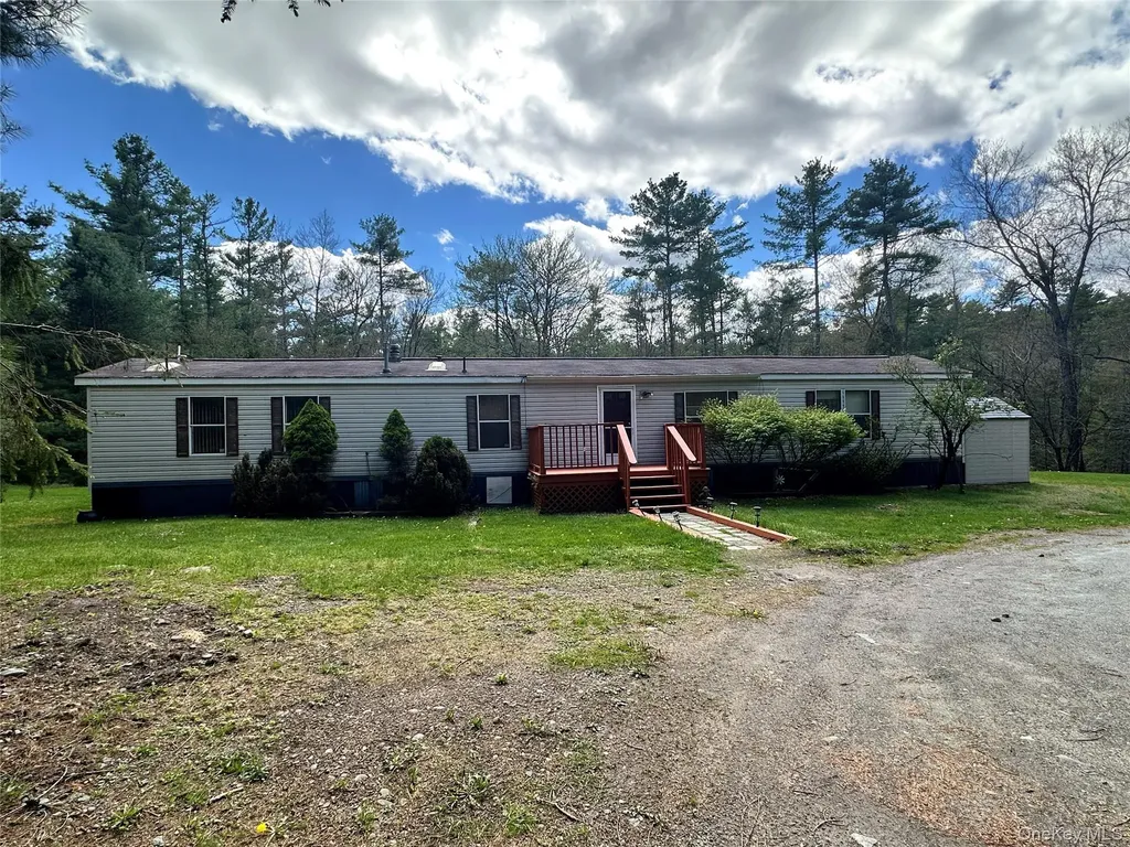 76 Hartwood Road Forestburgh NY 12777
