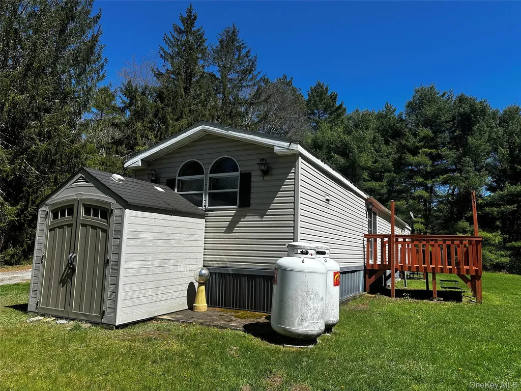 76 Hartwood Road Forestburgh NY 12777