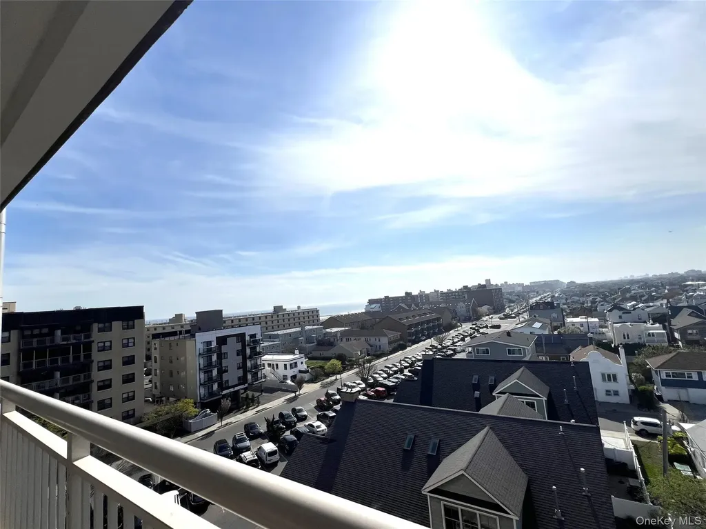 855 E Broadway Long Beach NY 11561