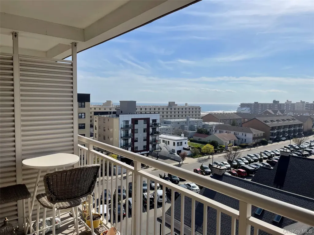 855 E Broadway Long Beach NY 11561