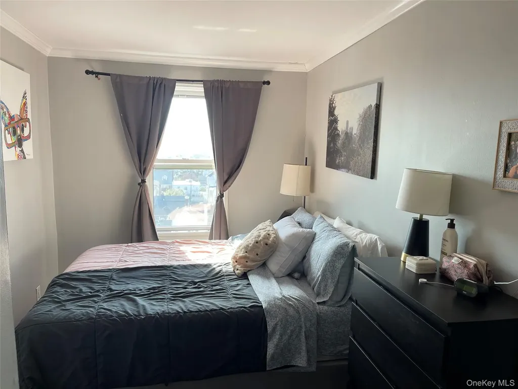 855 E Broadway Long Beach NY 11561