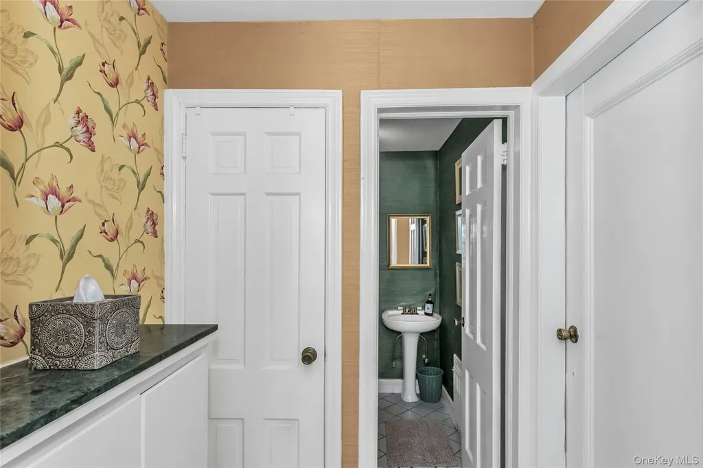 231 Sydney Avenue Malverne NY 11565
