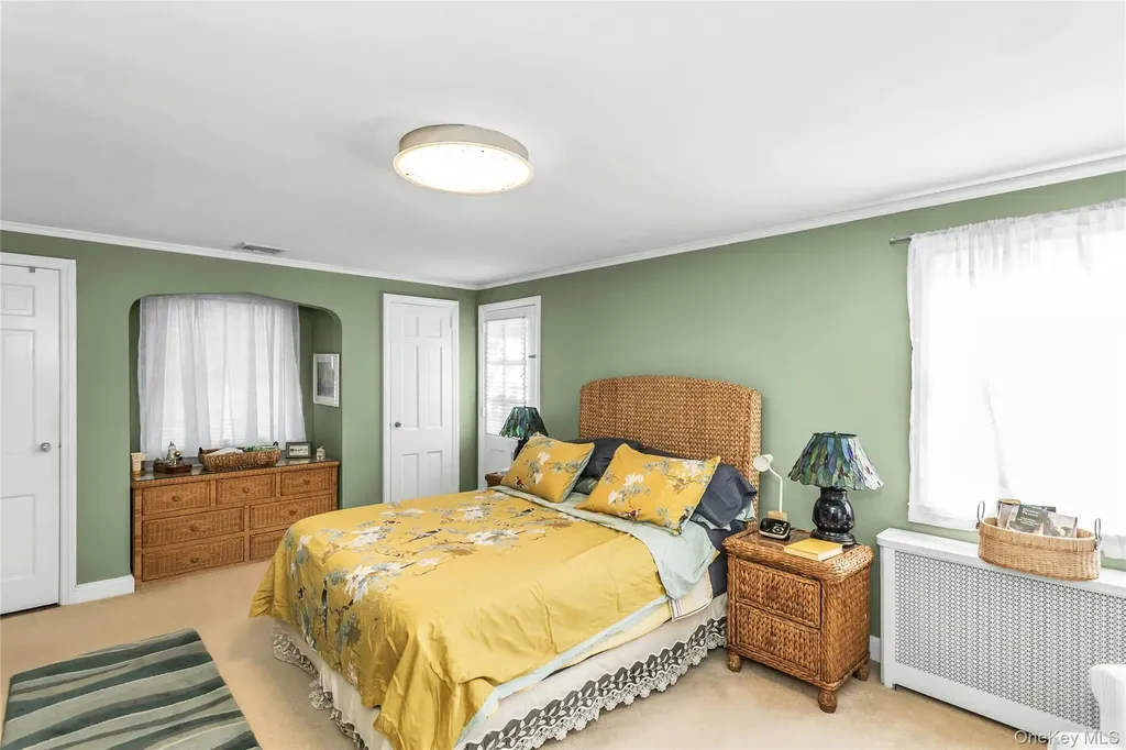 231 Sydney Avenue Malverne NY 11565