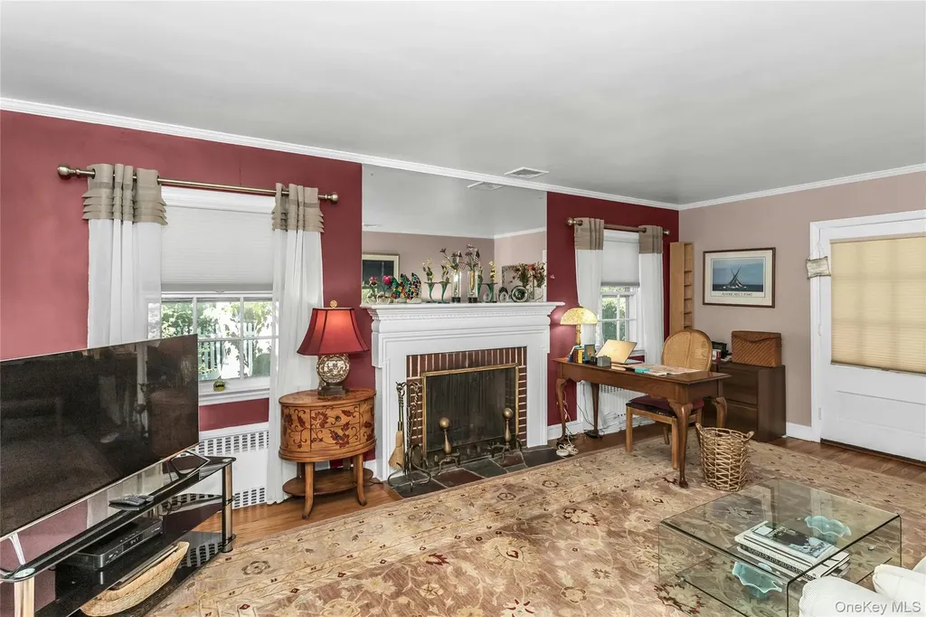 231 Sydney Avenue Malverne NY 11565