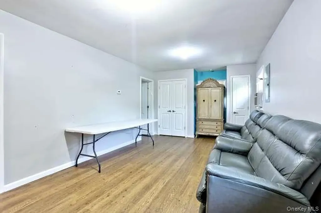 60 Brewer Road Monsey NY 10952