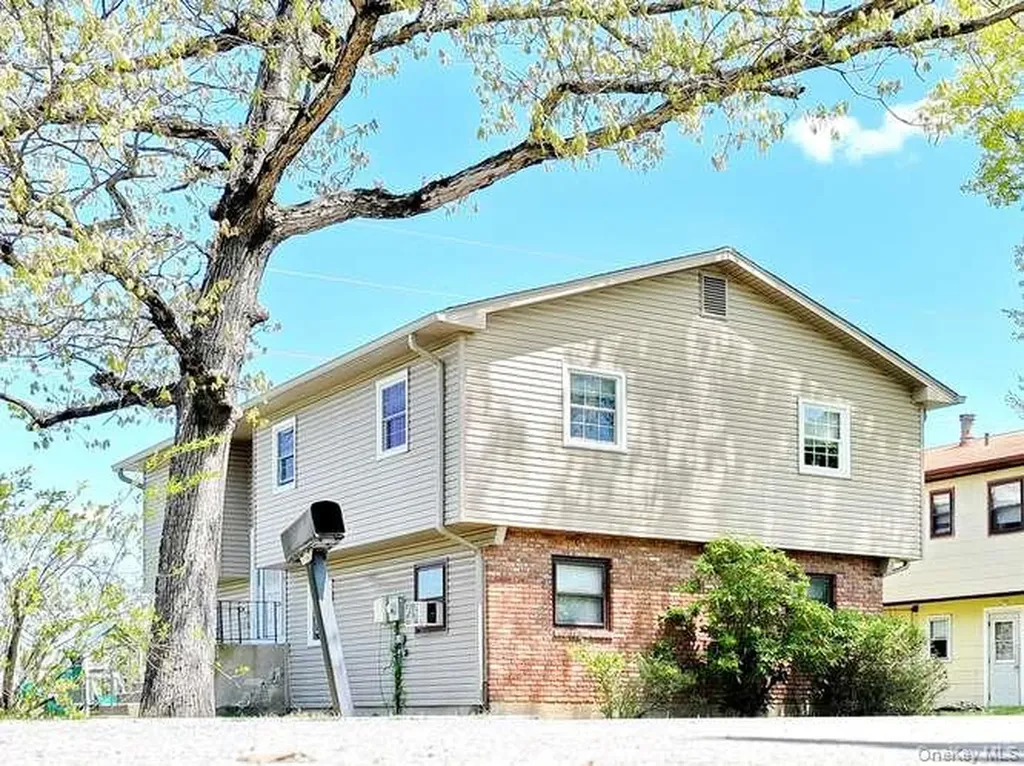 60 Brewer Road Monsey NY 10952