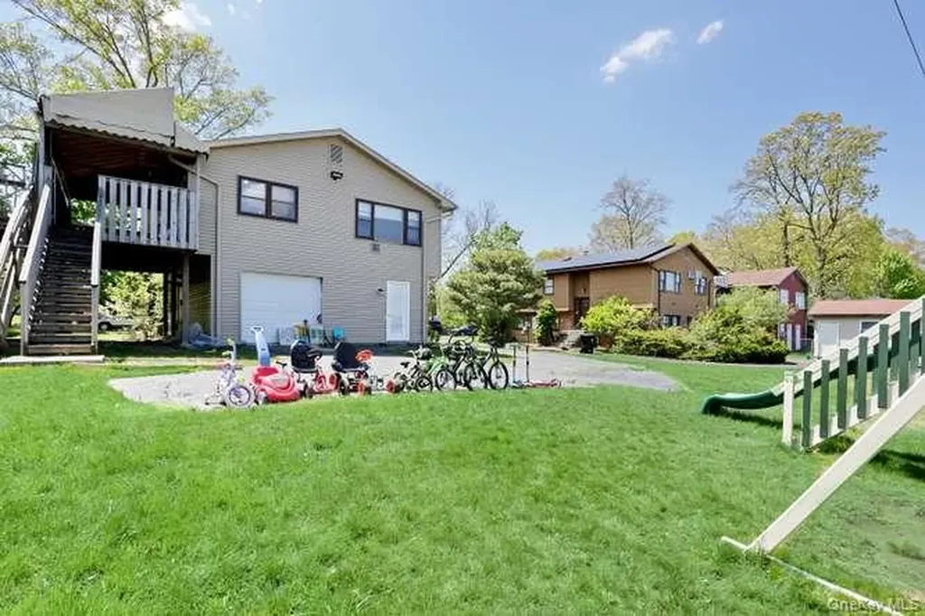 60 Brewer Road Monsey NY 10952