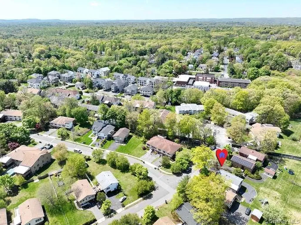 60 Brewer Road Monsey NY 10952