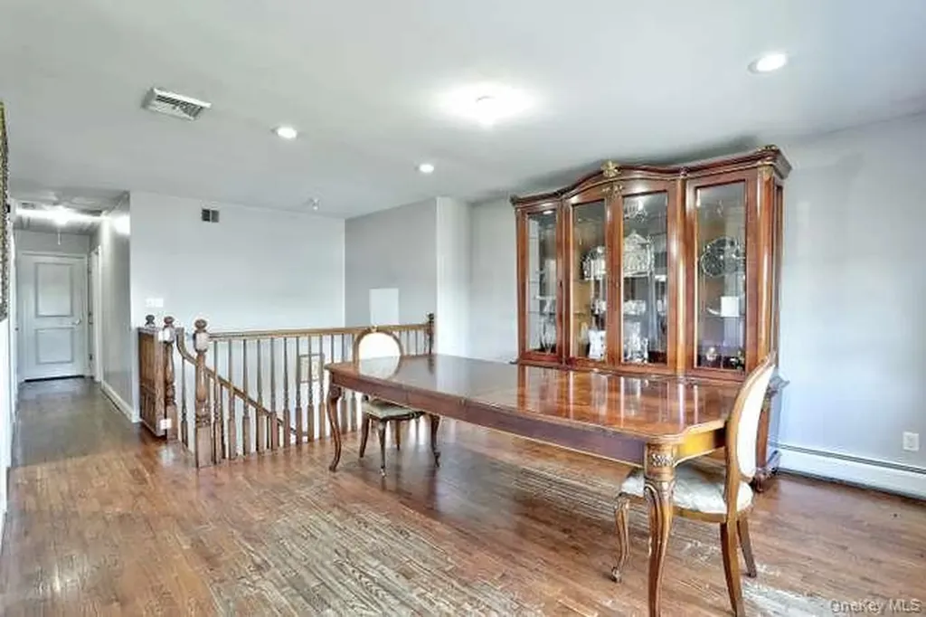 60 Brewer Road Monsey NY 10952