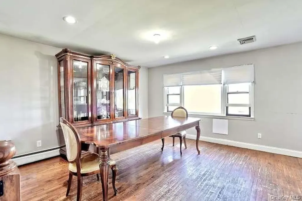 60 Brewer Road Monsey NY 10952
