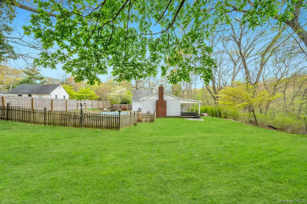 79 Brooksite Drive Smithtown NY 11787