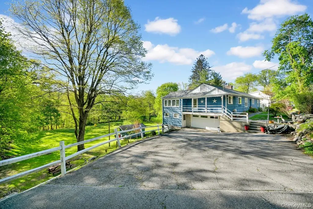 225 Lafayette Avenue Cortlandt Manor NY 10567