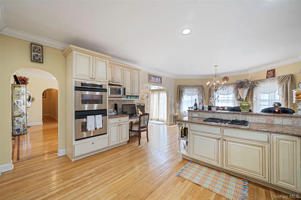 2 Deepwells Lane Saint James NY 11780