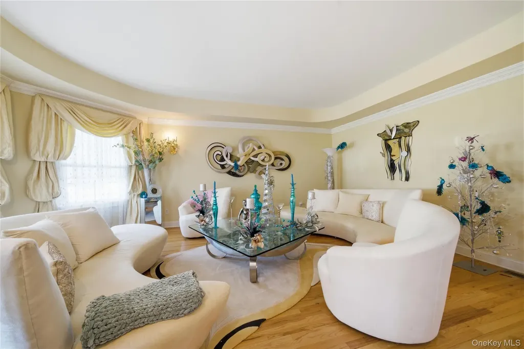 2 Deepwells Lane Saint James NY 11780