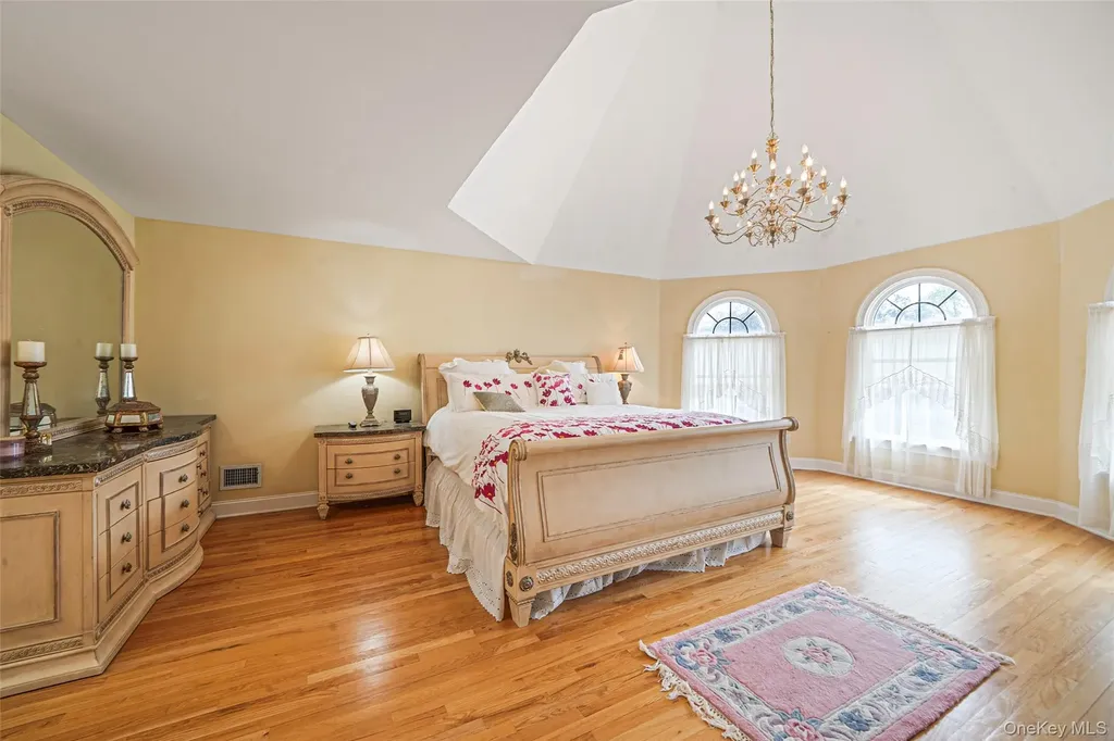 2 Deepwells Lane Saint James NY 11780