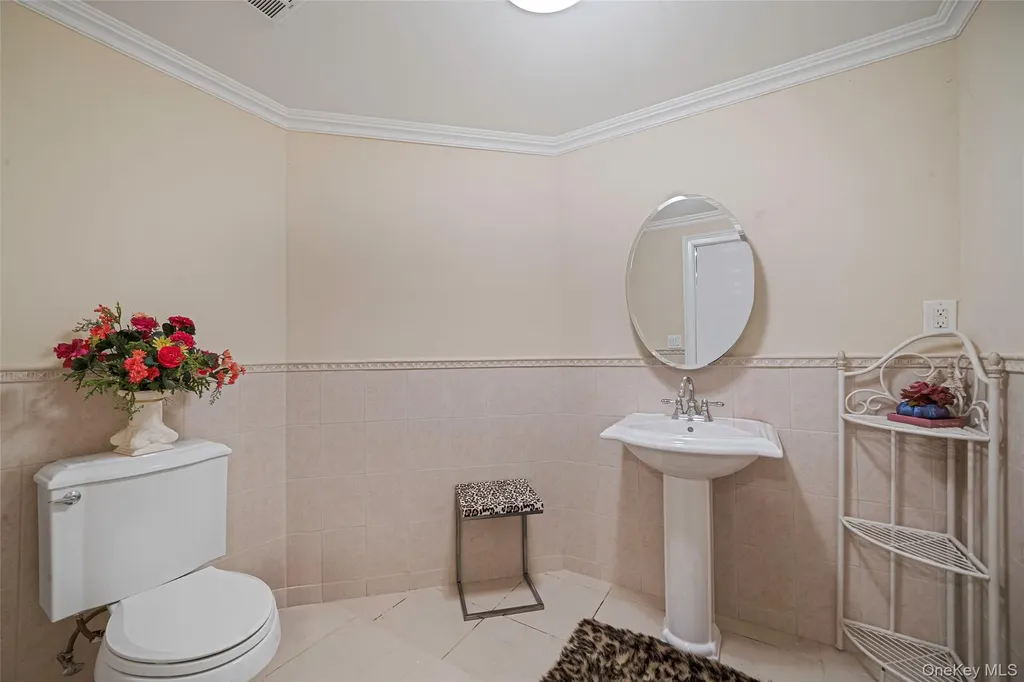 2 Deepwells Lane Saint James NY 11780