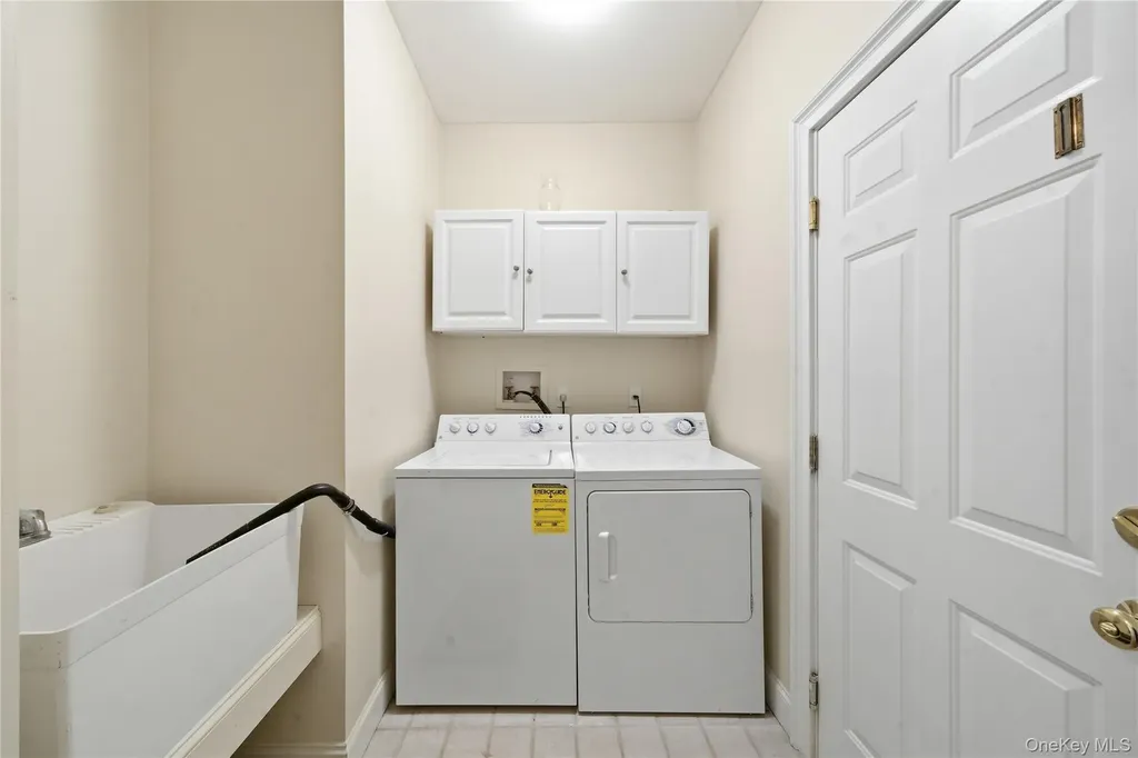 2 Deepwells Lane Saint James NY 11780