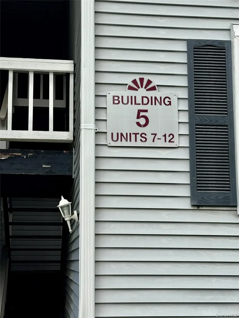 5 Lexington Hill Harriman NY 10926