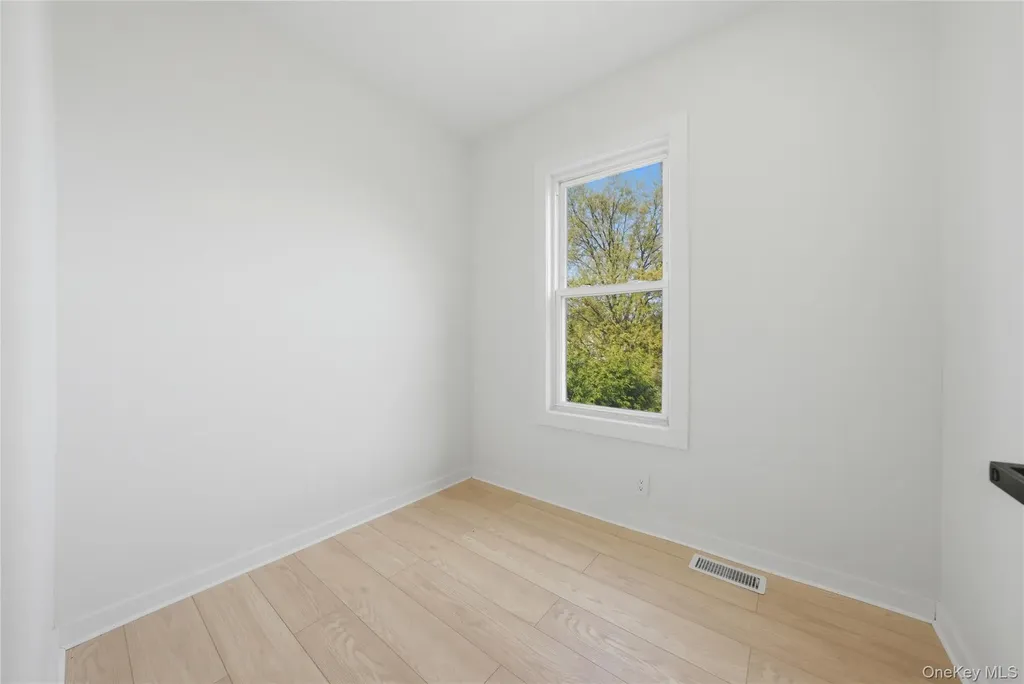 184 Hillside Avenue Mount Vernon NY 10553