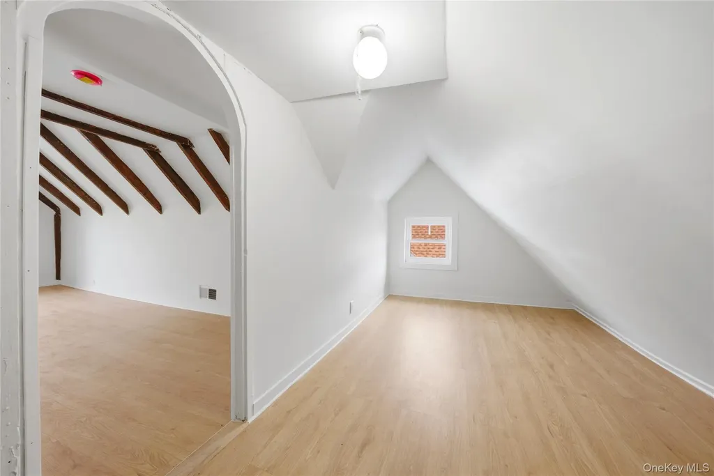 184 Hillside Avenue Mount Vernon NY 10553