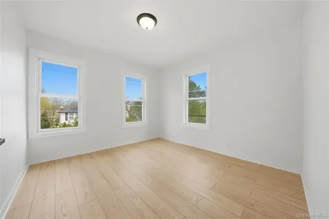 184 Hillside Avenue Mount Vernon NY 10553
