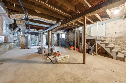 184 Hillside Avenue Mount Vernon NY 10553