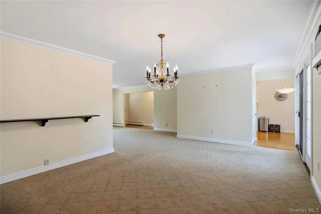 14 Harbor Lane Glen Head NY 11545