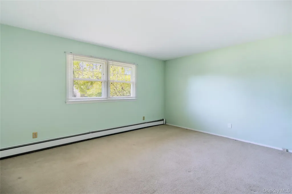 14 Harbor Lane Glen Head NY 11545