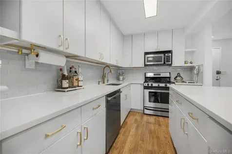 377 Westchester Avenue Port Chester NY 10573