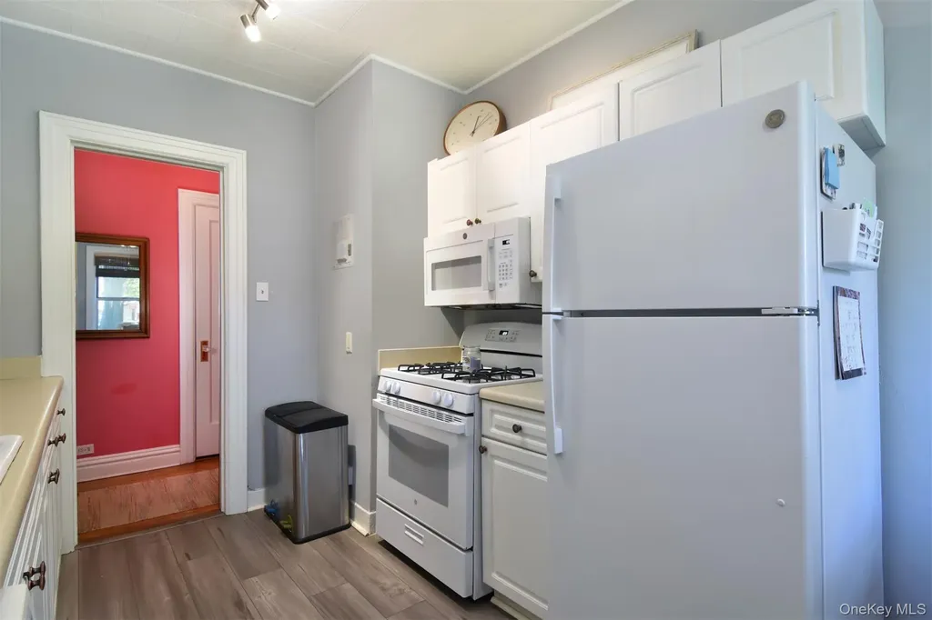 445 Gramatan Avenue Mount Vernon NY 10552