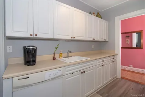 445 Gramatan Avenue Mount Vernon NY 10552