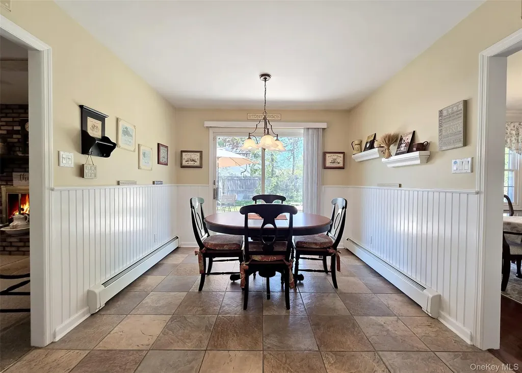 3 Memory Way Stony Brook NY 11790