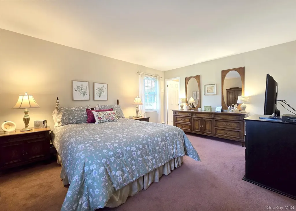 3 Memory Way Stony Brook NY 11790