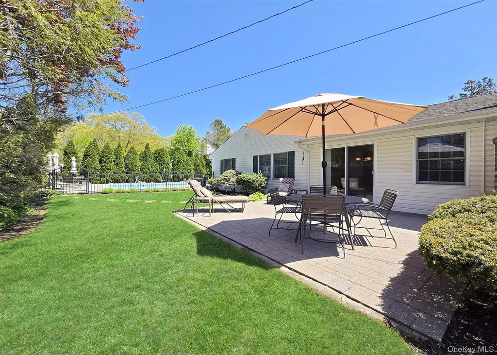 3 Memory Way Stony Brook NY 11790