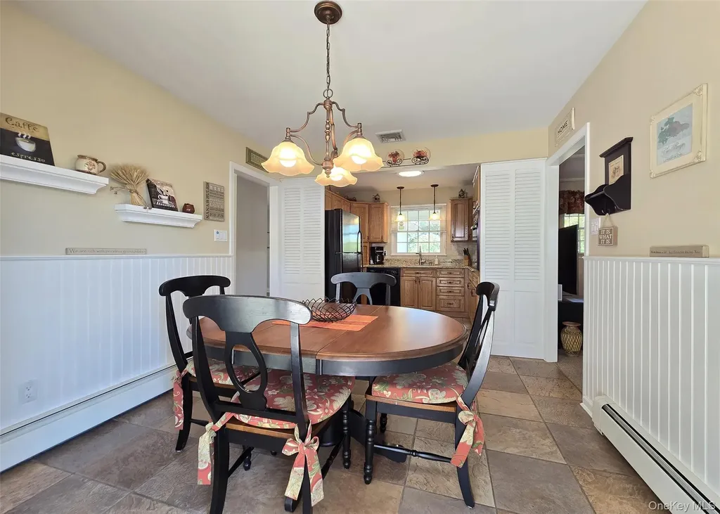 3 Memory Way Stony Brook NY 11790