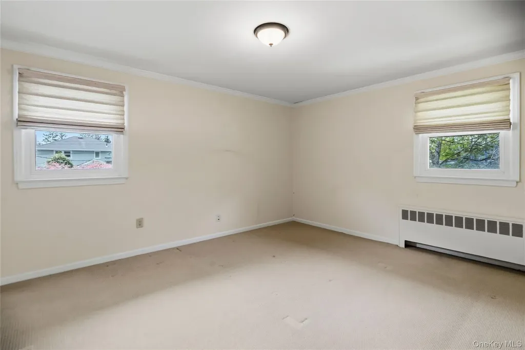 39 Morris Drive Syosset NY 11791