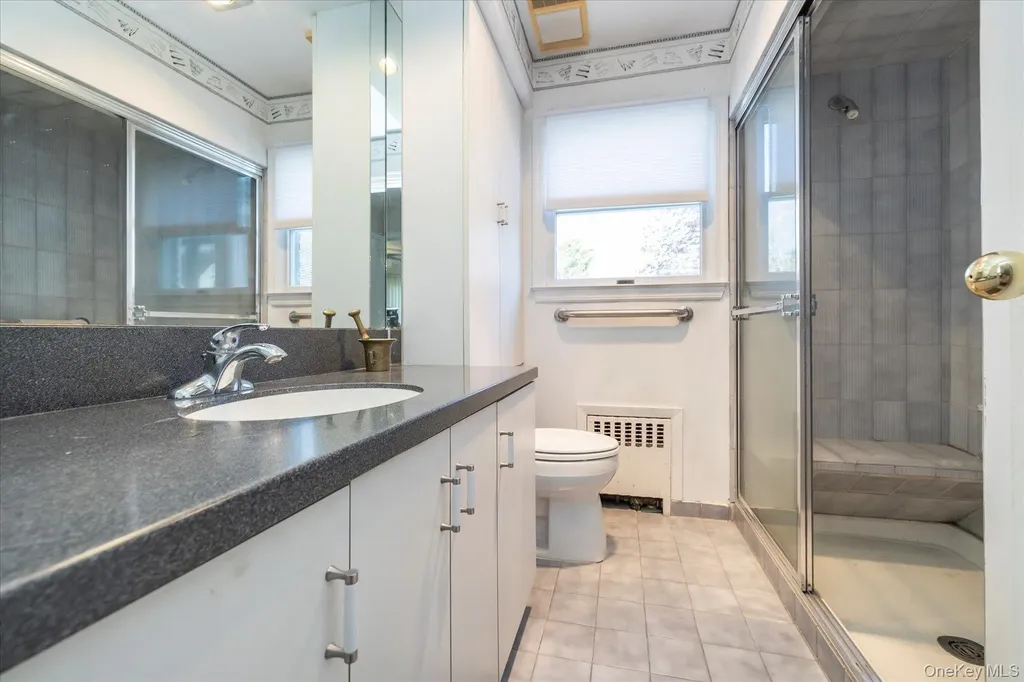 49 Park Avenue Malverne NY 11565