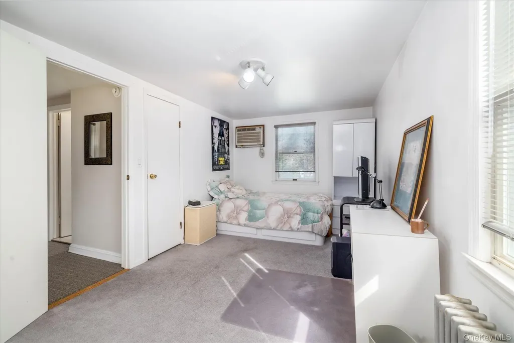 49 Park Avenue Malverne NY 11565