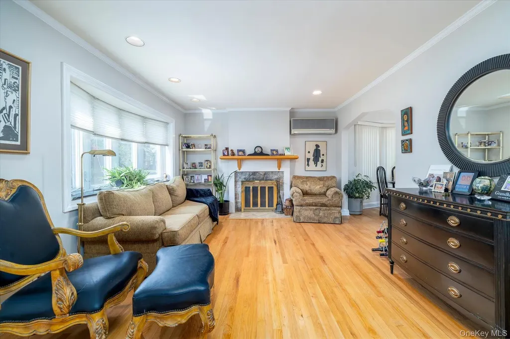 49 Park Avenue Malverne NY 11565