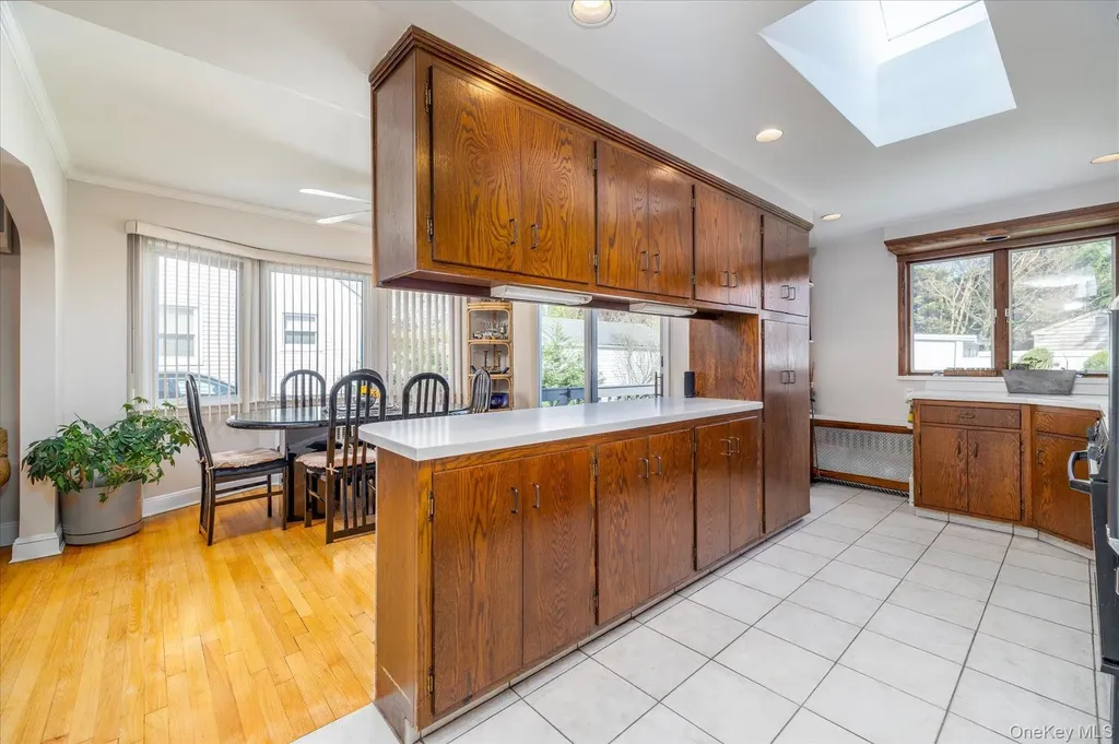 49 Park Avenue Malverne NY 11565