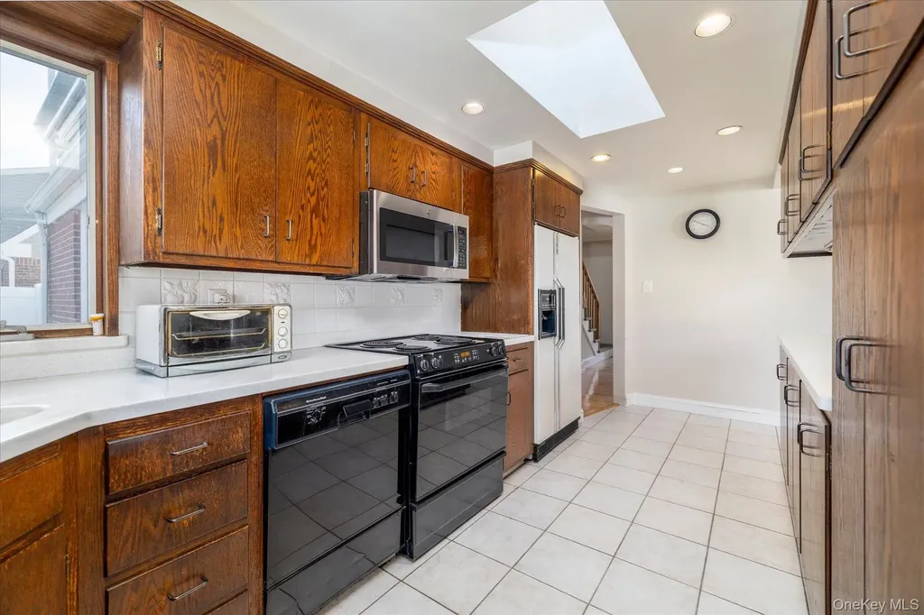 49 Park Avenue Malverne NY 11565