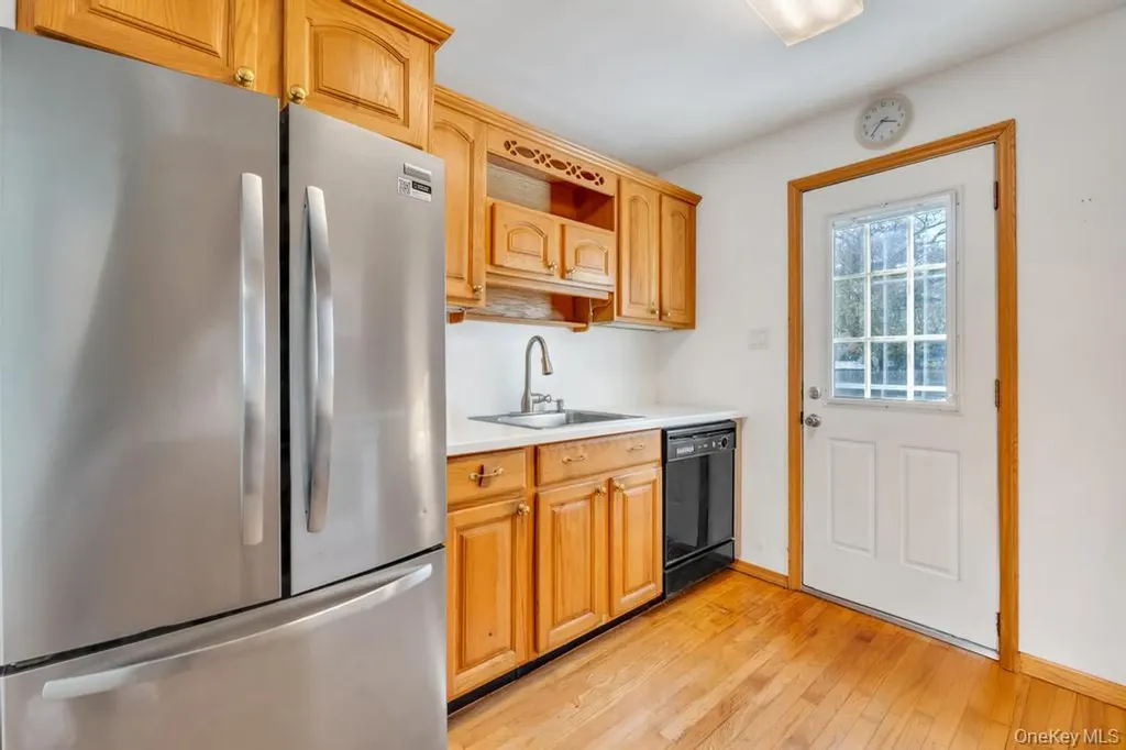 52 Washington Avenue Mastic NY 11950
