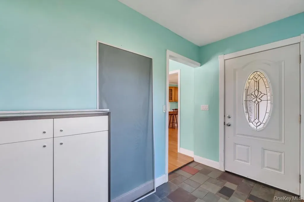 52 Washington Avenue Mastic NY 11950