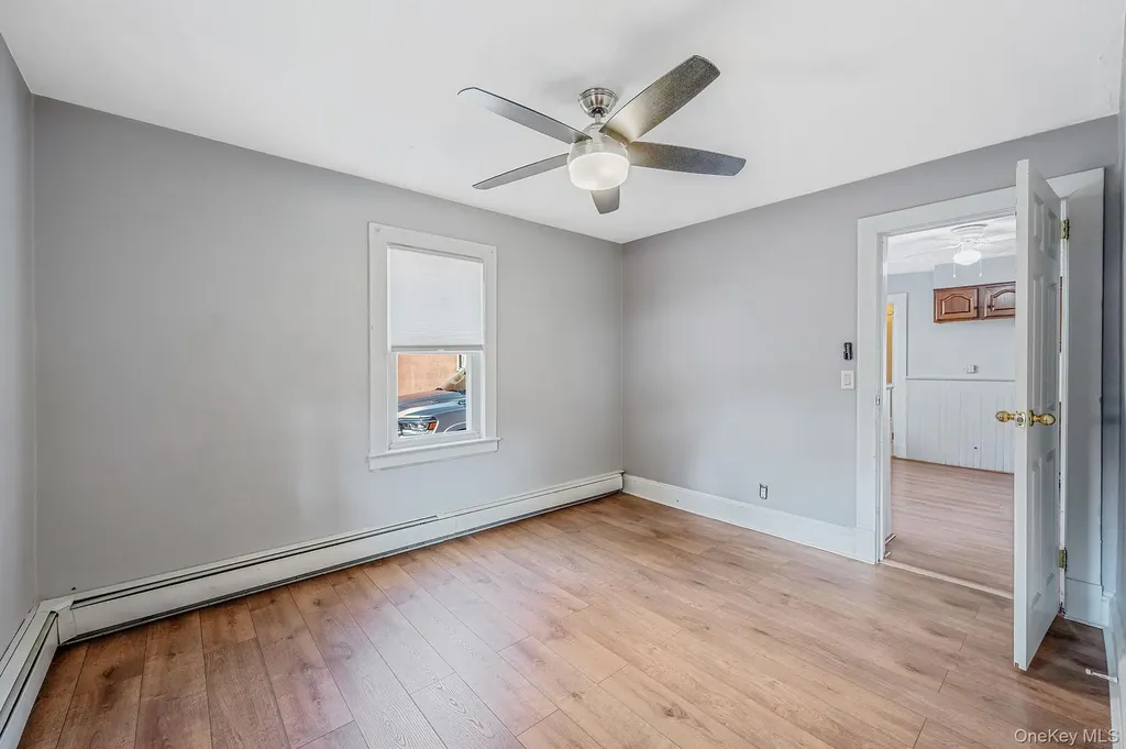 236 Jackson Avenue Mineola NY 11501