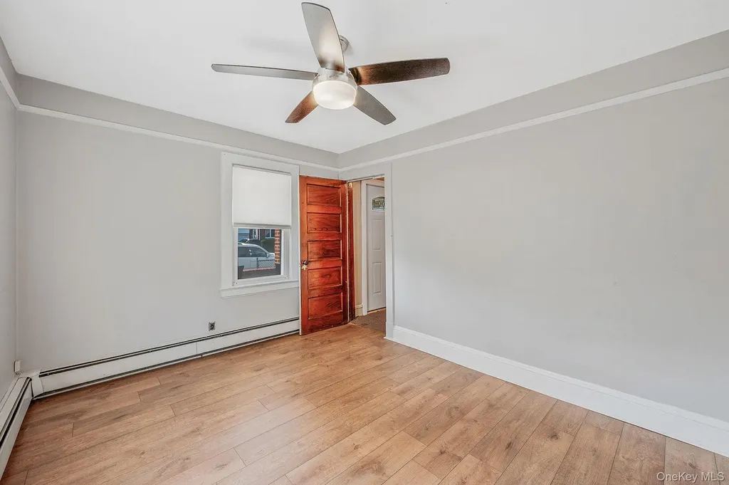 236 Jackson Avenue Mineola NY 11501