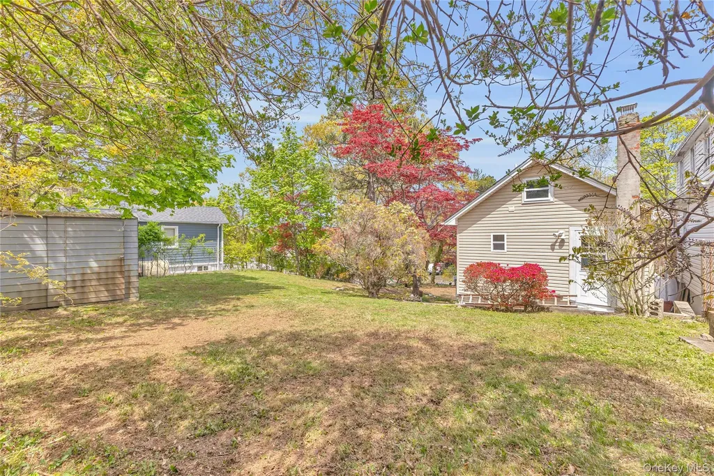 44 Somerset Road Rocky Point NY 11778